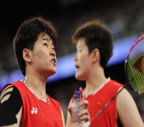 刘圣书谭宁20印尼组合，晋级新加坡羽毛球公开赛女双次轮
