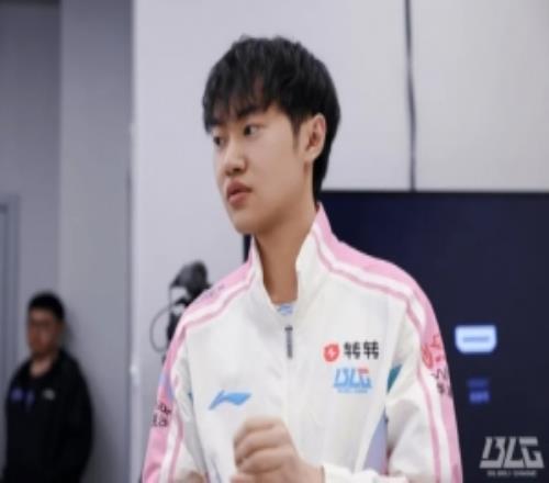 Knight生涯第四次斩获LPL常规赛MVP，追平Doinb并列历史第一