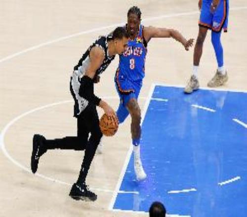 卡鲁索：杰伦威复出对球队和个人都意义重大他拼尽全力让人敬佩