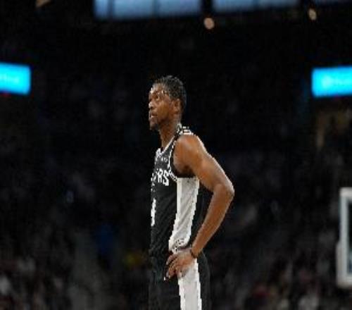 虽铁但控场一流！福克斯9中1得到5分5板7助0失误正负值+17