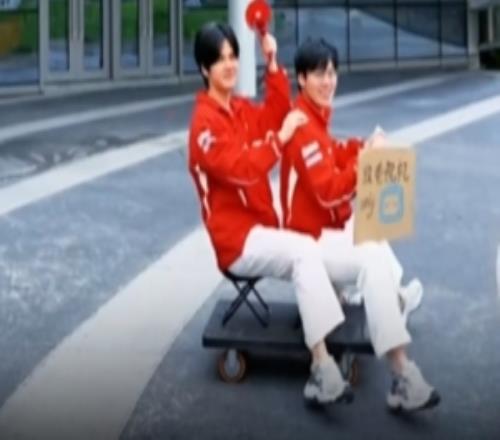 WE发布对阵BLG赛前预热：来不及解释了，先上车
