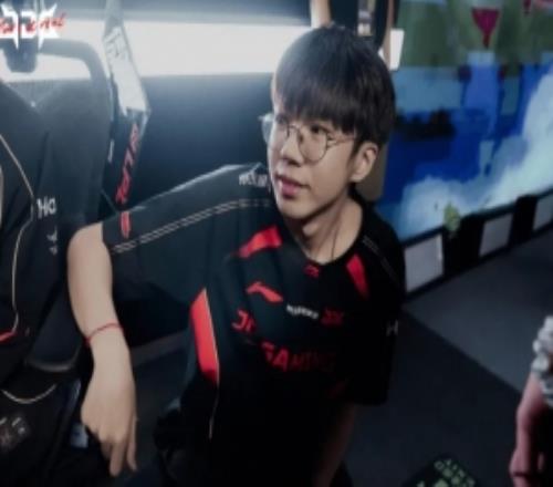 被Tian打爆了今日JDG.Junjia发挥低迷全场仅砍下31628的糟糕数据
