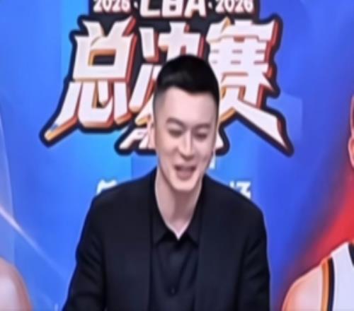 杨鸣调侃卢伟：藏不住了&“24年的等待”都出来了上海确有冠军相