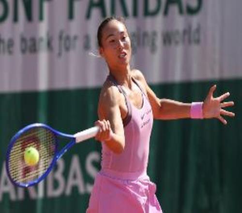 开启草地赛季，郑钦文进入WTA500伦敦站正赛