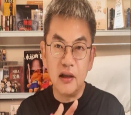 苏群：建议CBA把24秒进攻时间改成22秒强迫各支球队提速