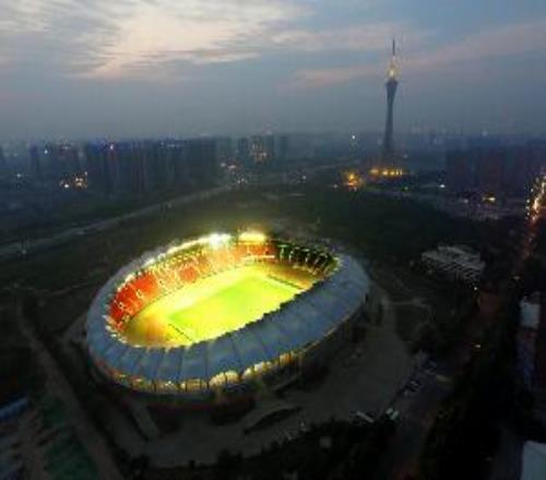 河南队主场郑州航海体育场顶棚整修项目公开招标，预算280万元