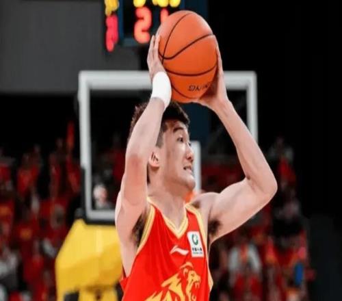 广厦G4先发五虎燃尽，谁注意替补仅得2分毫无作用，尽快调整吧