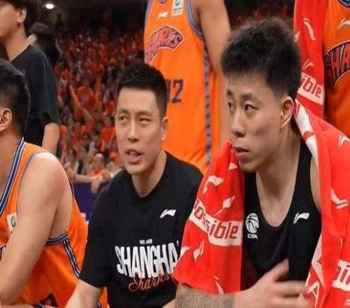 斩获第4冠后，张镇麟上海合同到期，下家3选1，去哪或看一人脸色