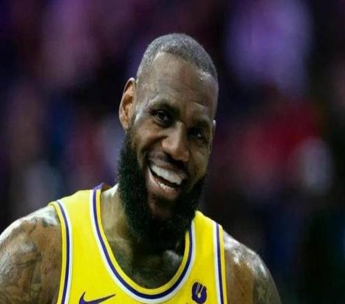 詹姆斯自认NBA历史GOAT