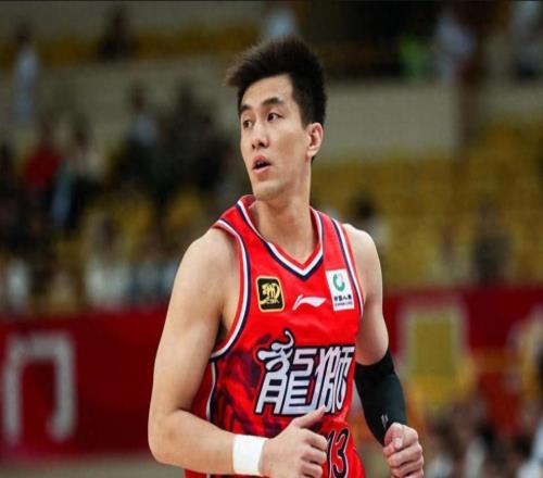 CBA今夏13名球员顶薪合同到期，只有这4人值得顶薪续约