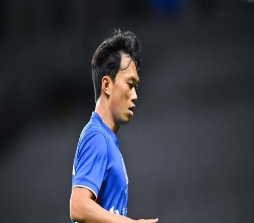 申花幸好没有放走他！如今从离队热门逆袭成王牌主力，值得期待