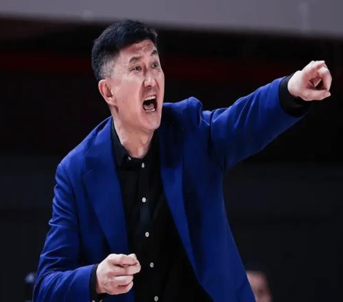 宏远早报！徐杰美国特训，杜锋高频率参加活动，虎头天赋异禀！