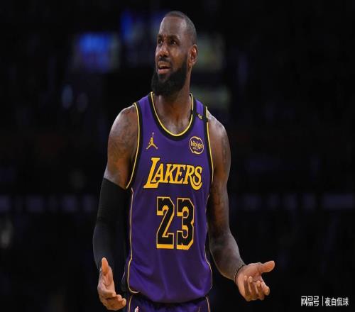 深度分析：续约詹姆斯暗藏致命短板，数据实锤，詹东搭档攻防拉胯
