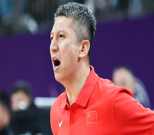 中国男篮vs日本！最强首发五虎预测：郭士强大变阵，三新星领衔