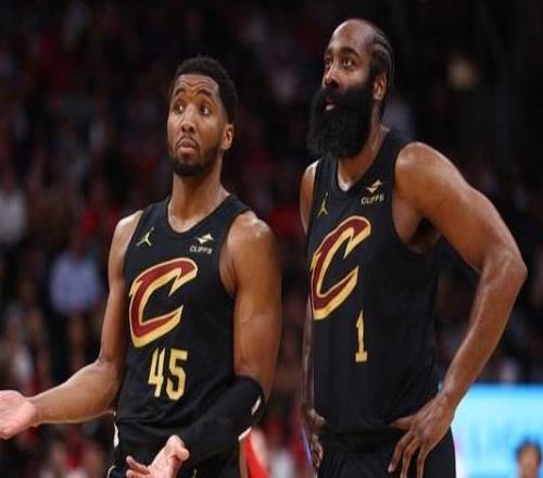 米切尔：我们都忽视了哈登的伟大他彻底改变了篮球这项运动