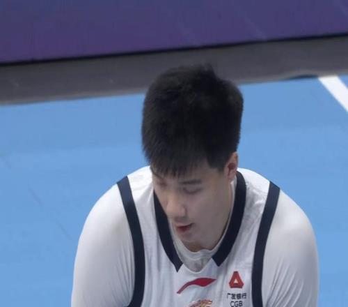 单换焦泊乔广东最适合的本土内线曝光，2米11全能中锋有望加盟