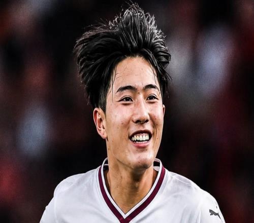 播客节目：佐藤龙之介将加盟瓦伦西亚，多特、药厂也曾关注他