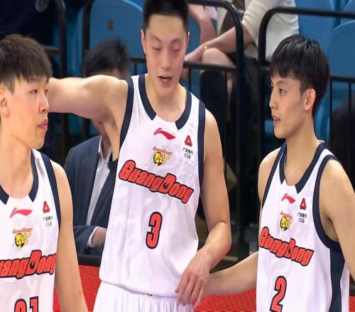 27分7助4断4助！广东队截获“加强版徐杰”，杜锋为他拒签小外援
