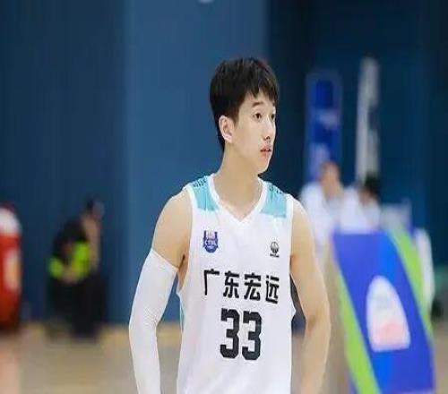 杨溢27+4+7，广东连胜