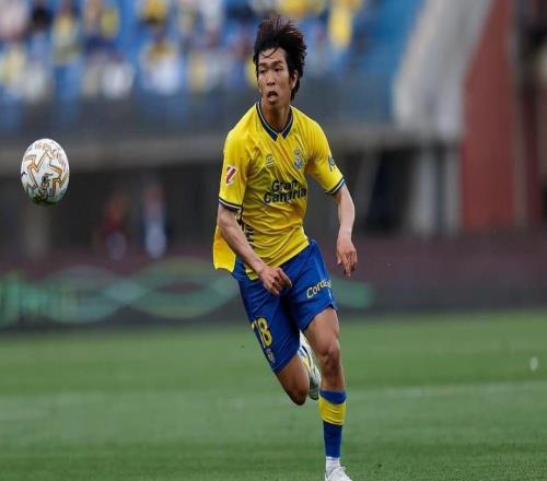 西媒：埃尔切250万欧报价26岁日本前锋宫代大圣