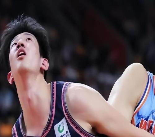 广东男篮合同到期球员一览表：续约离队