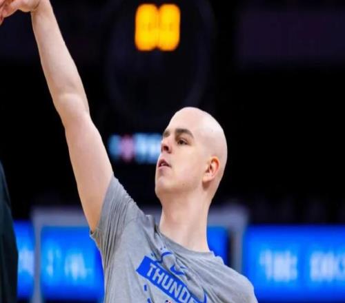 十字韧带撕裂，癌症，腰椎手术！太难了，还能打NBA