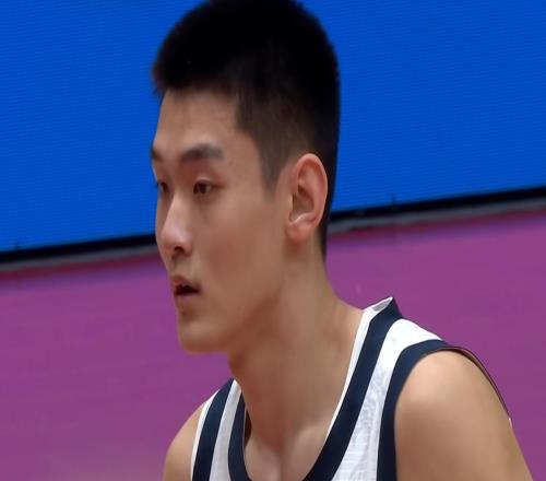 U21宏远33分大胜四川！李奕臻飚9记三分，王洪泽陈家政合砍38分
