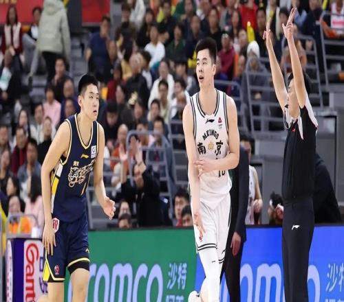 正式签约！郭昊文官宣加盟NBA，亮相新球队，薪水曝光