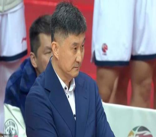 杜锋指导又添新职务，广东队开启夏训，首日仅3人参与训练