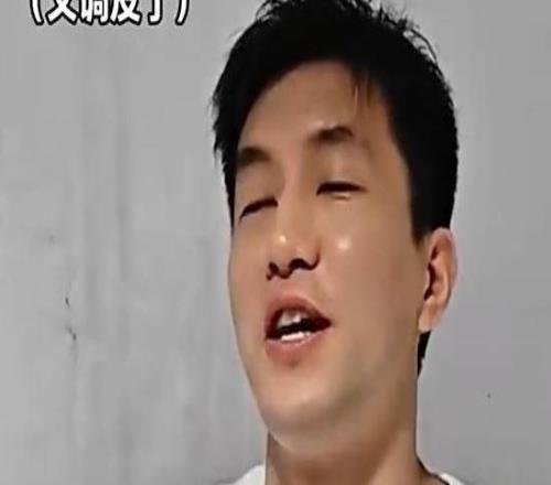 郭艾伦：我想感受一下杜导雷霆之怒膝盖已好就等着广东在6月签我