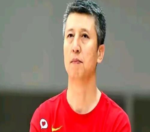 杨瀚森未随男篮奔赴杭州：将单独前往将缺席首场热身赛