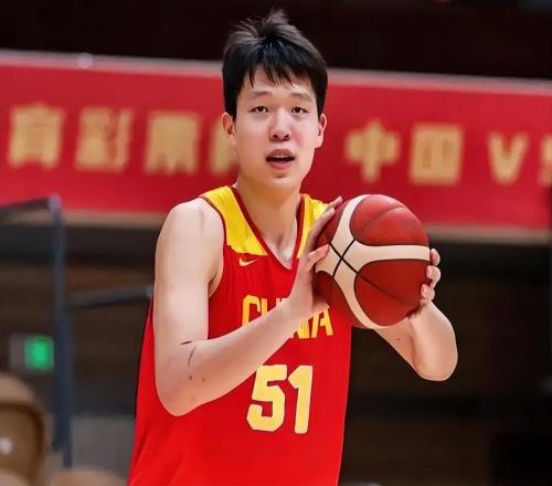 澳大利亚男篮VS中国男篮大名单出炉，杨瀚森高挂免战牌