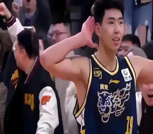 广东男篮老总做重大决定：黄明依或租借离队，徐昕获名校招募