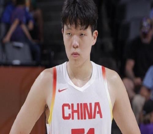 中国男篮热身赛首场12人名单出炉：赵继伟领衔杨瀚森等9人缺席