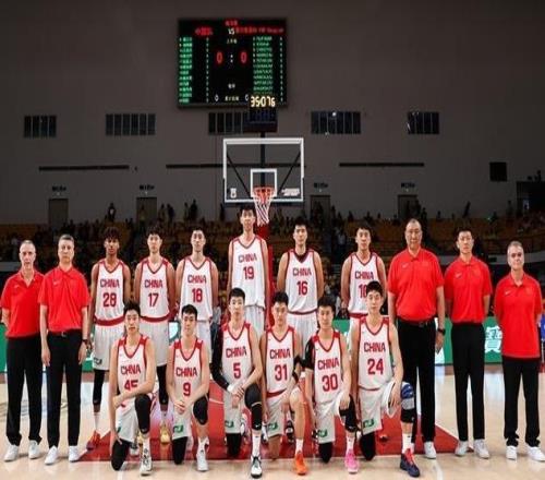 中国男篮vs澳大利亚前瞻：王俊杰徐昕领衔年轻阵容杨瀚森无缘出战