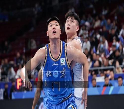 山东男篮下赛季冲击四强！除范子铭外，还在追求一位全明星球员