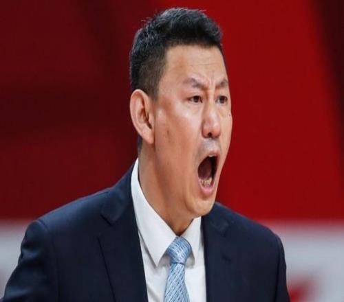 北京男篮新任主帅出炉：李楠接任许利民3年禁赛期已结束