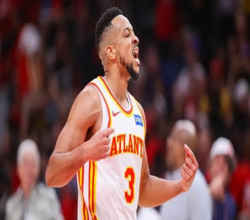 1年2100万！麦科勒姆正式续约，老鹰神操作