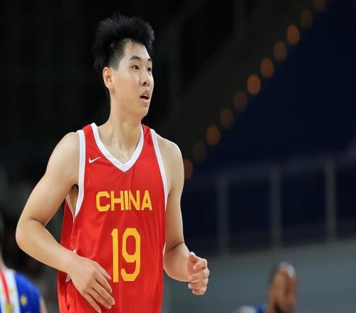 又打脸杜锋！崔永熙复苏扣篮+关键三分王少杰也该进国家队