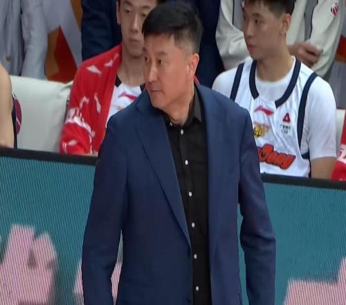 逼杜锋退位崔永熙轰国家队生涯最强一战，为郭士强执教广东铺路