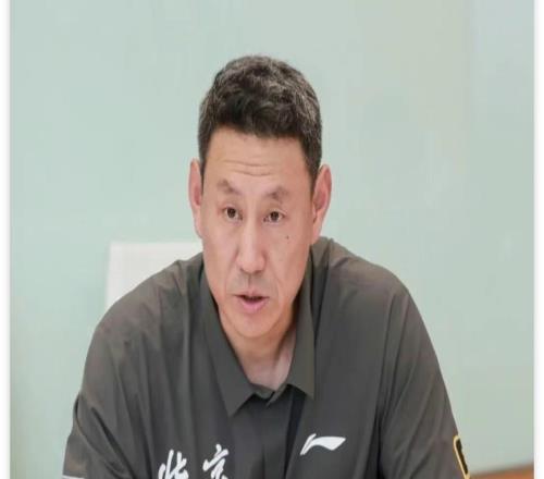许指导辛苦了！李楠担任首钢新主帅赵睿态度非争冠唯一障碍