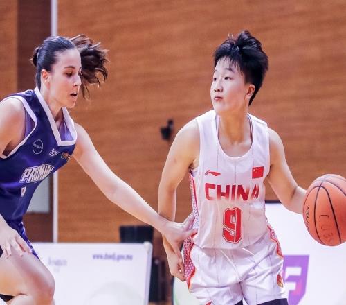 轰20分4助6断！中国女篮18岁新星崛起：持球大核未来接班王思雨
