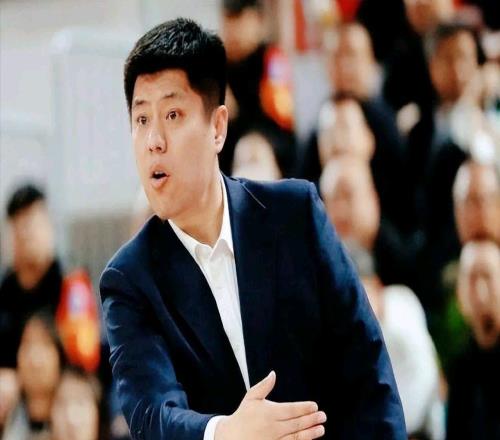 没了李春江是真不行！潘江没货宣布离任，要不外教上任吧
