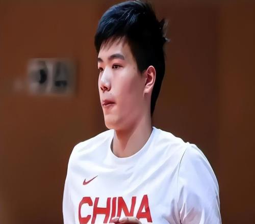 男篮热身赛后开启新一轮裁员，这7名球员恐遭淘汰