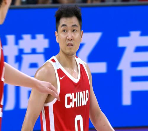 中国男篮险胜荷兰，杨瀚森回归状态平平，高诗岩扮演板凳奇兵