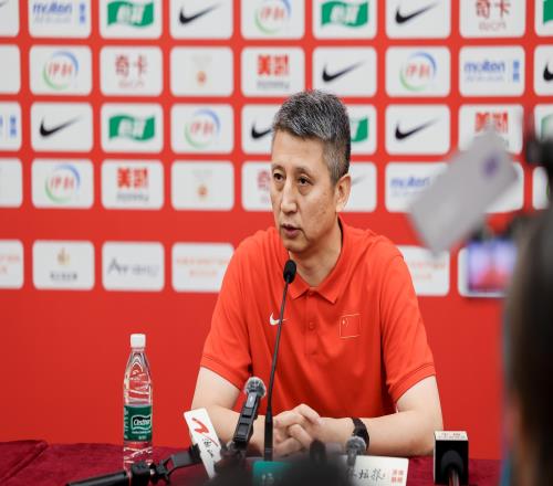 郭士强：杨瀚森很努力但技术状态一般做好了八村回归日本队的准备