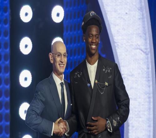 2026年NBA选秀大会：迪班萨被奇才选中当选状元