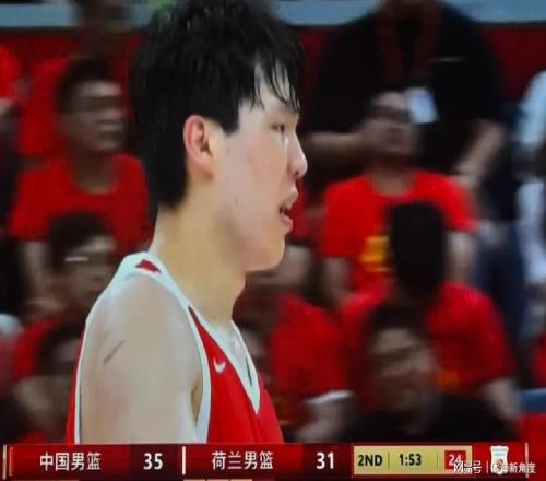 6560！杨瀚森男篮首秀！美式后卫统治比赛