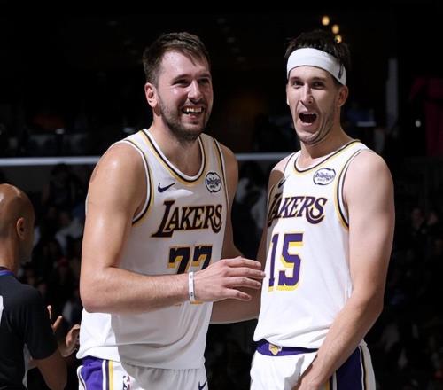 4年1.85亿美元！里夫斯顶薪续约湖人，一个重量级NBA合同诞生了