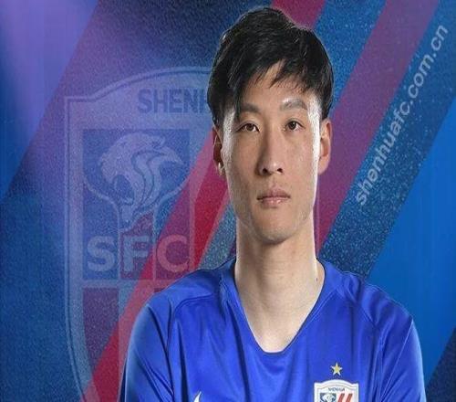 中超旧将吴毅臻加入齐鲁超泰安队，此前他曾效力海港申花等队
